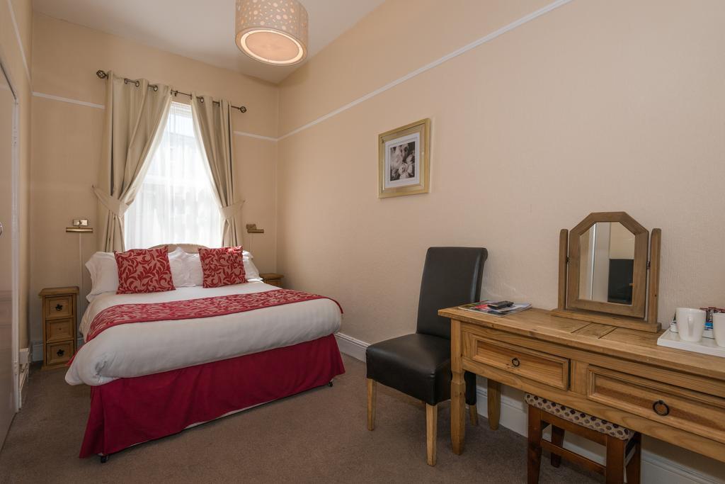 The Sea Crest Hotel Morecambe Kültér fotó
